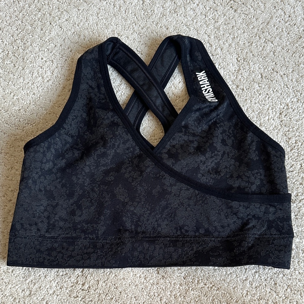 Gymshark Black Cross-Back Sports Bra
